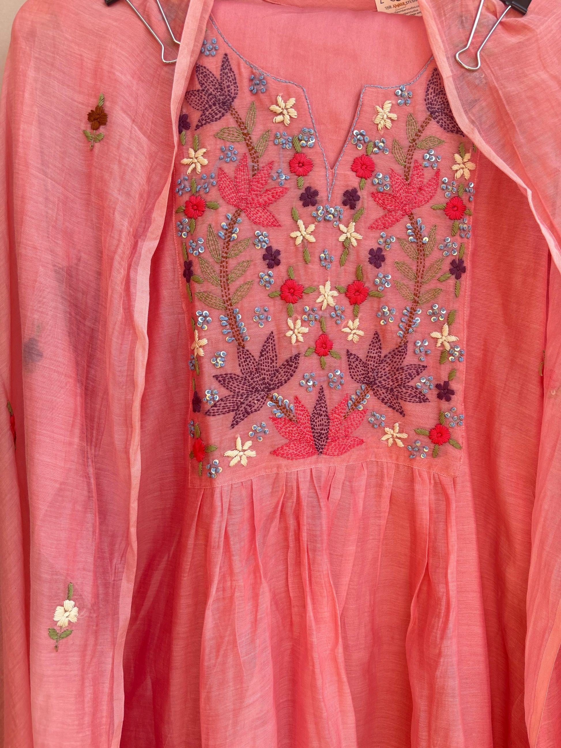 Soft Petal Elegance Mulchanderi Set