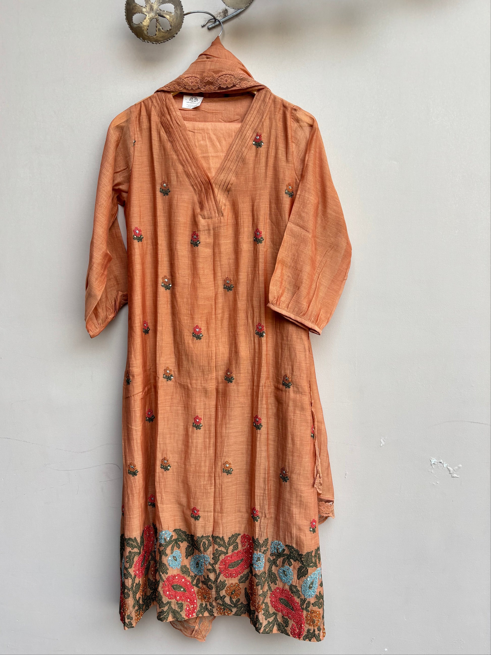 Sunset Petal Mulchanderi Set