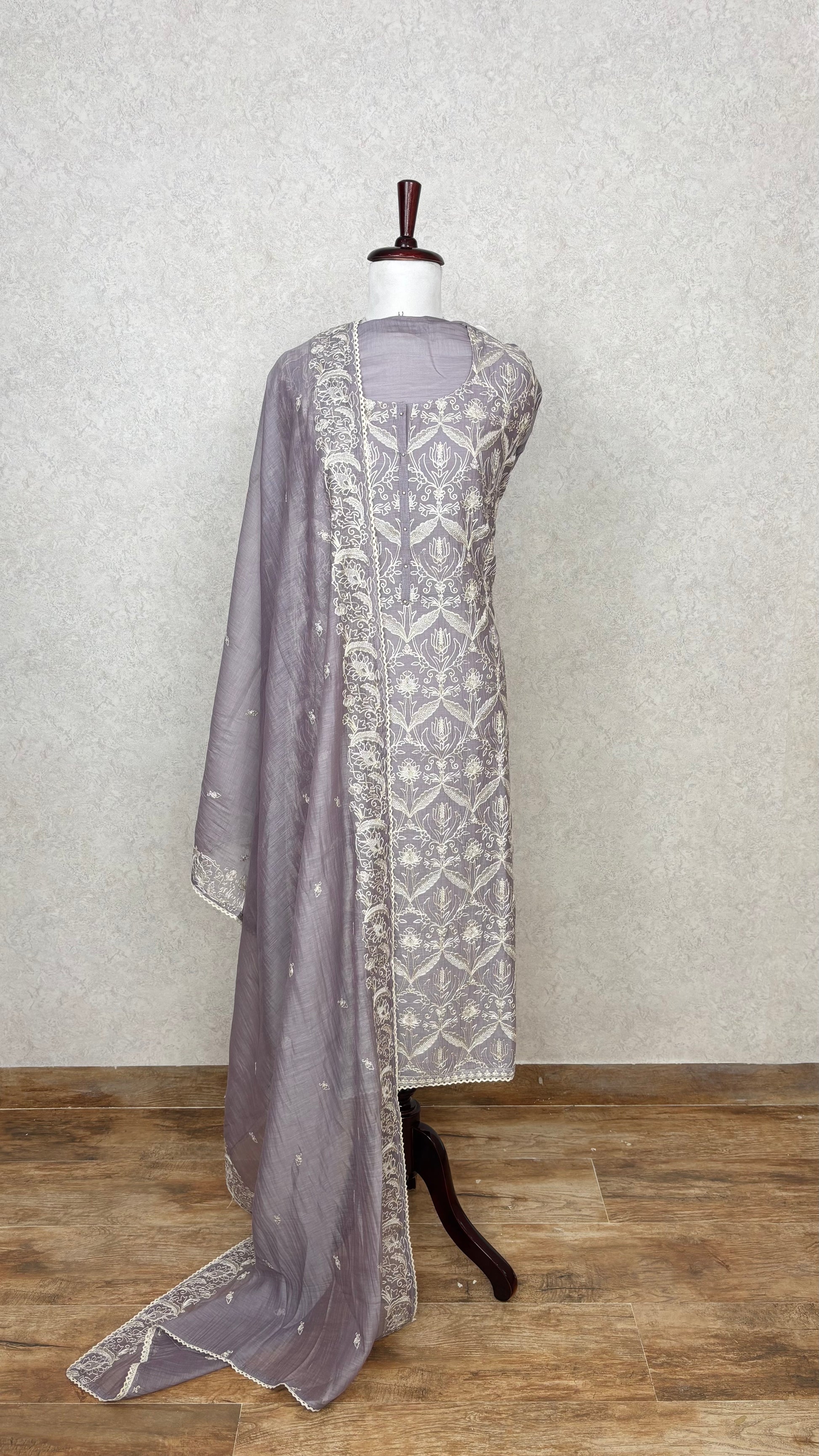 Jaal-e-Bahaar Lilac Pure Mulmul Chanderi Unstitched Suit