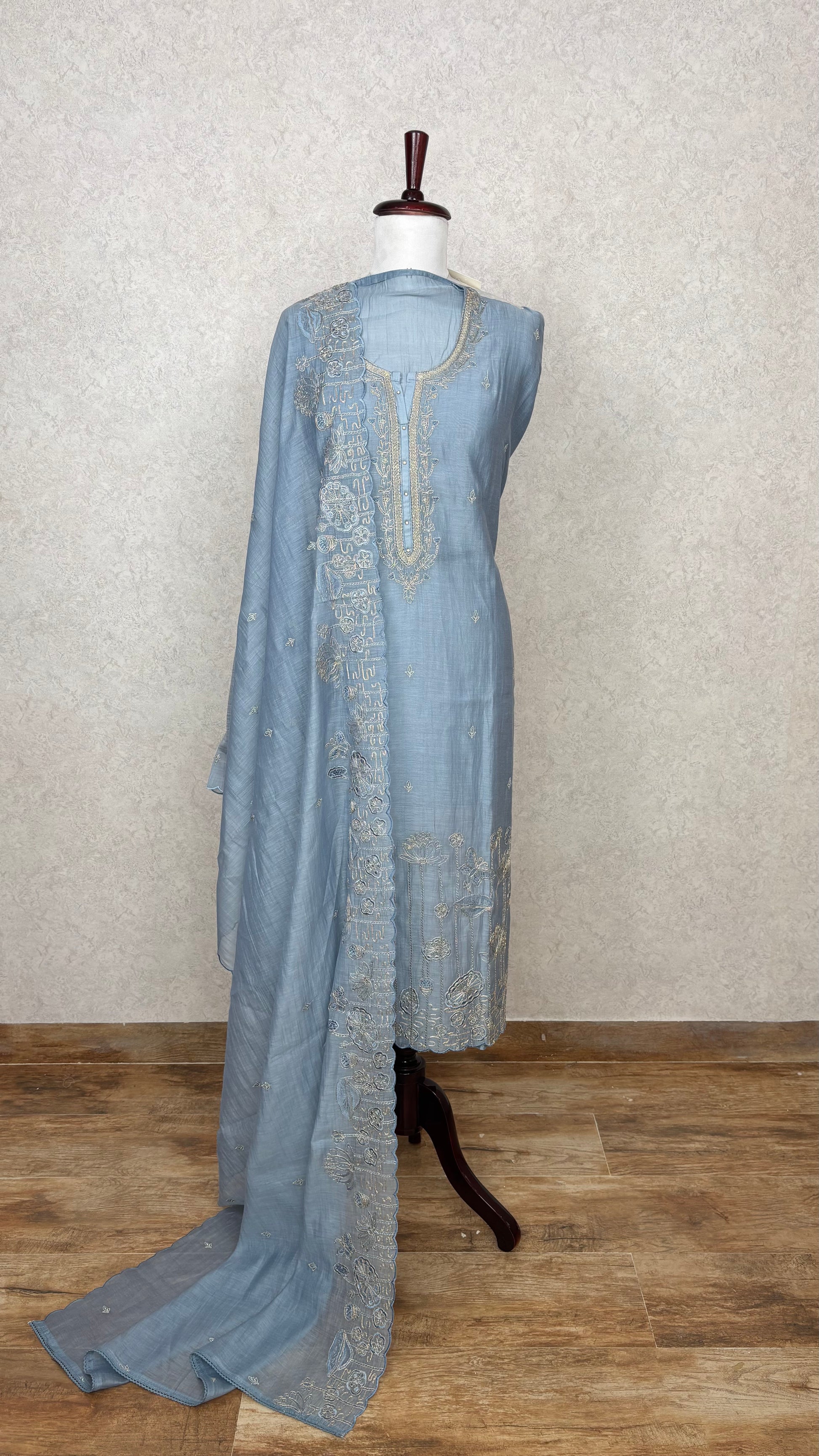 Pure Mulmul Chanderi Unstitched Suit With Zari Thread Embroidery