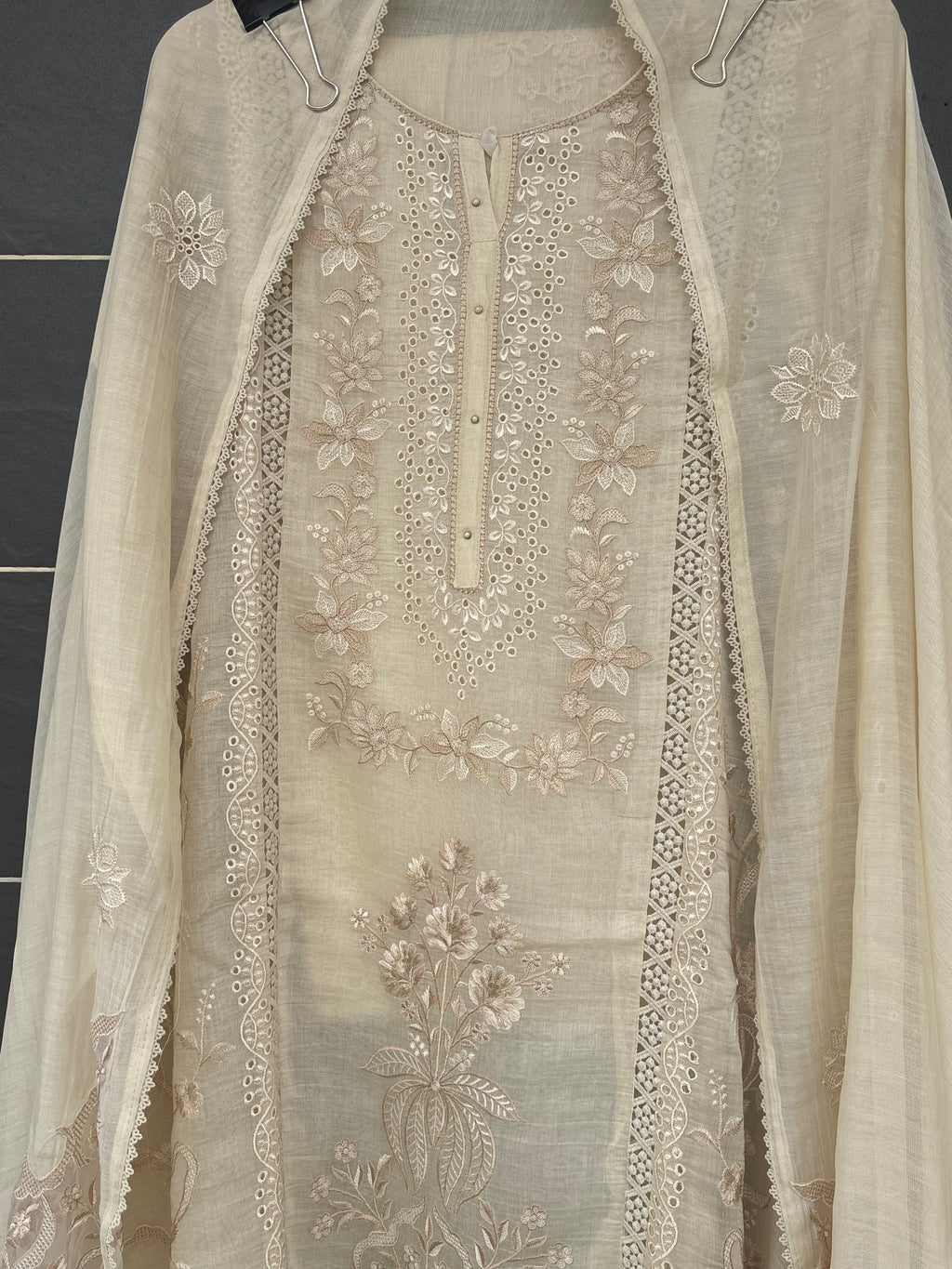 Gulraaz Mulmul Chanderi Suit