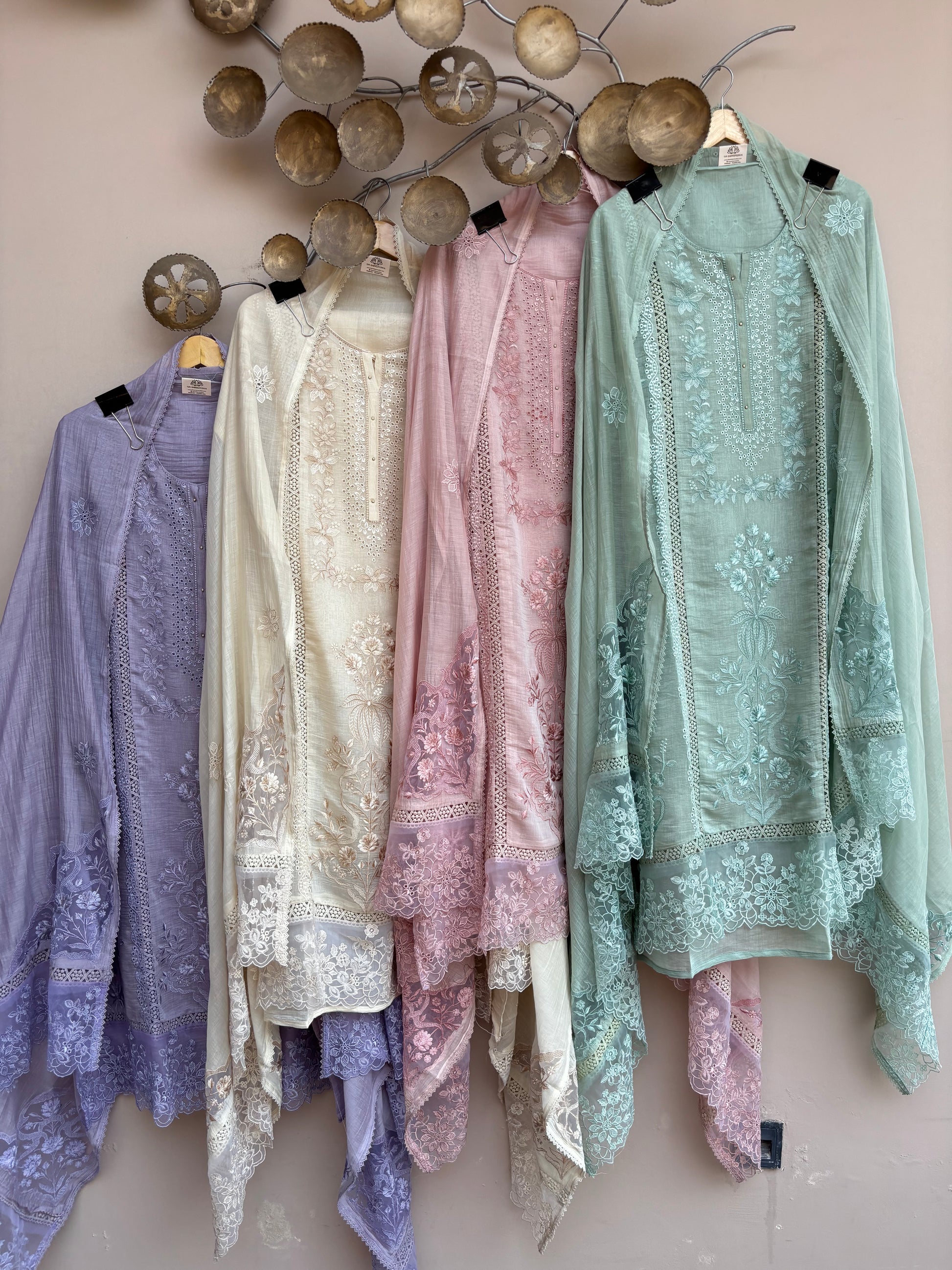 Pastel Gul Luxe Unstitched Suit