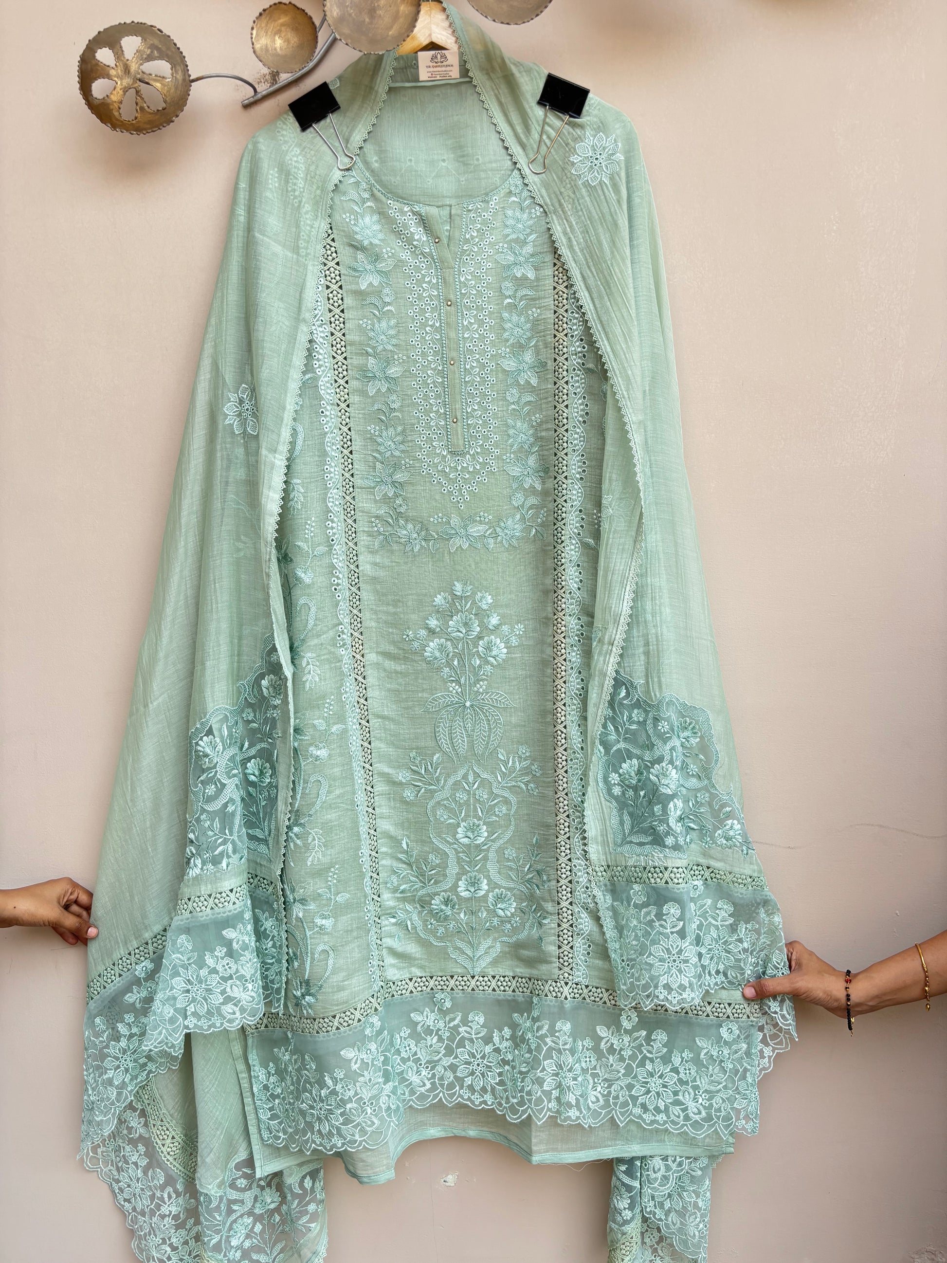 Pastel Gul Luxe Unstitched Suit