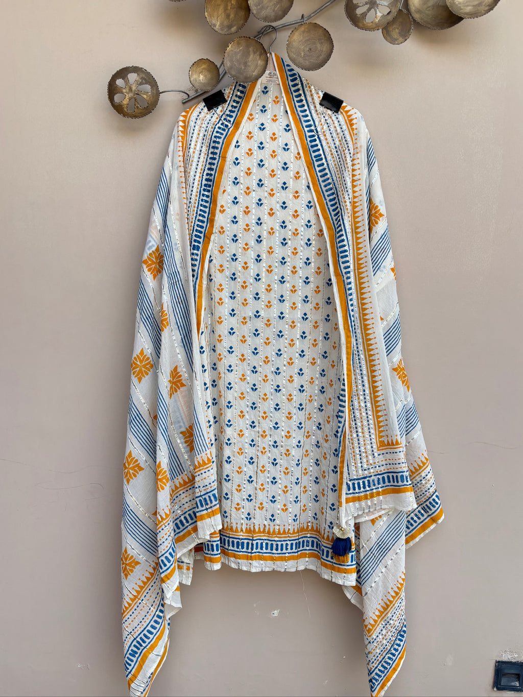 Rangrez Baagh Unstitched Suit