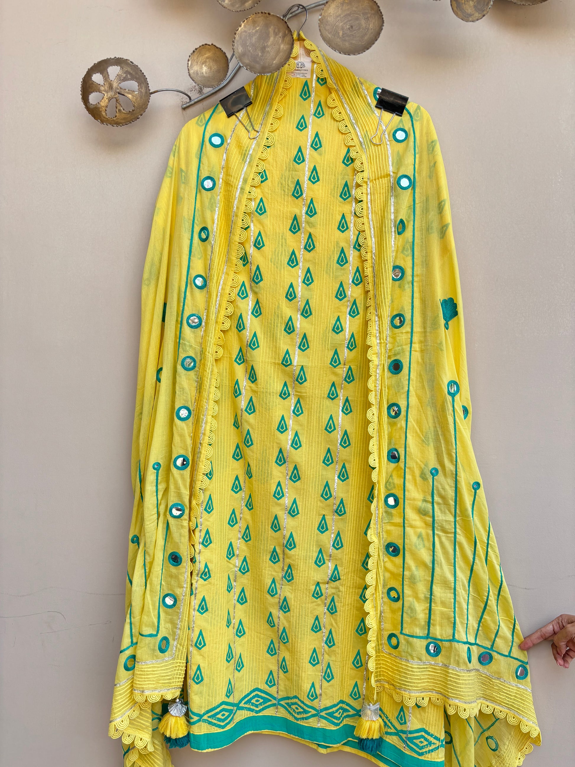 Amber Sunweave Unstitched Suit