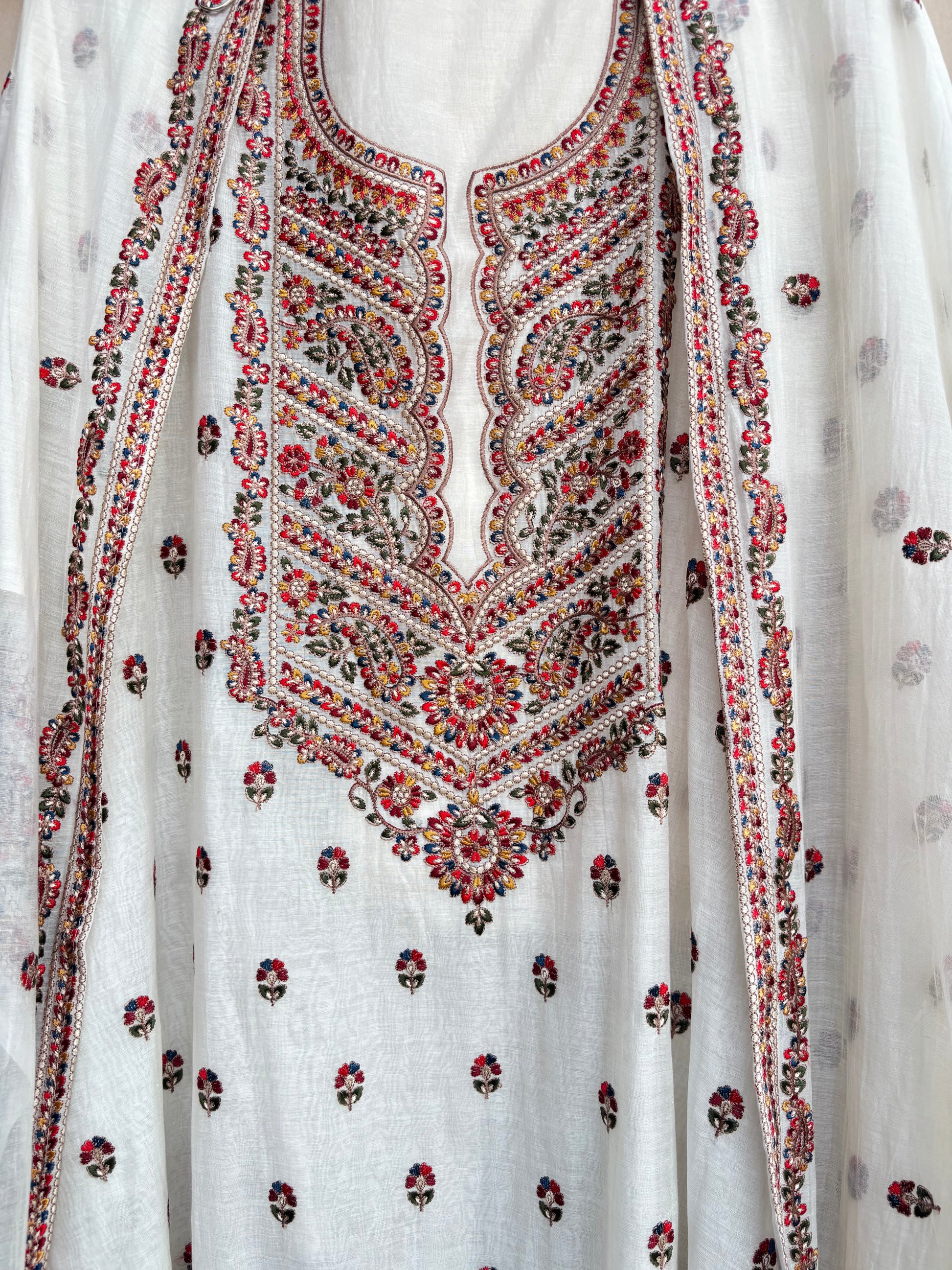 Suhana Resham Unstitched Suit