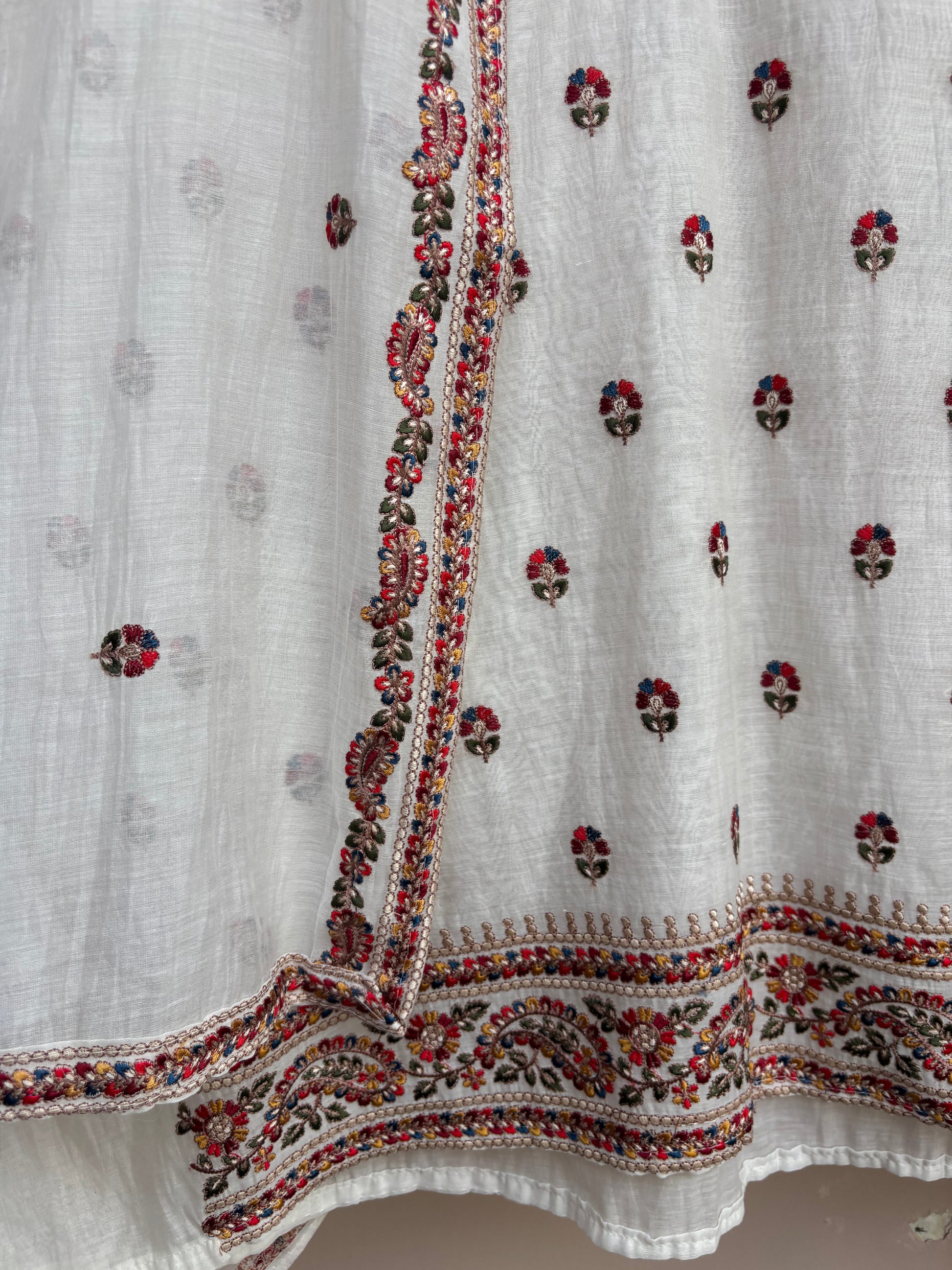 Suhana Resham Unstitched Suit